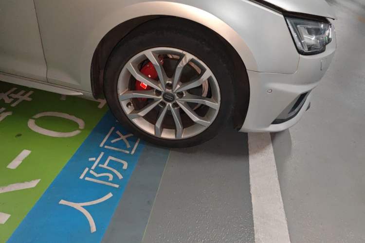 Used Audi A4L 2019 40 TFSI Fashion Version China V
