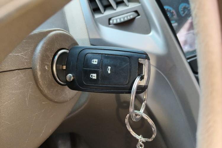 Used Buick GT 2013 GT 1.6L Automatic Fashion Edition Vehicle Key