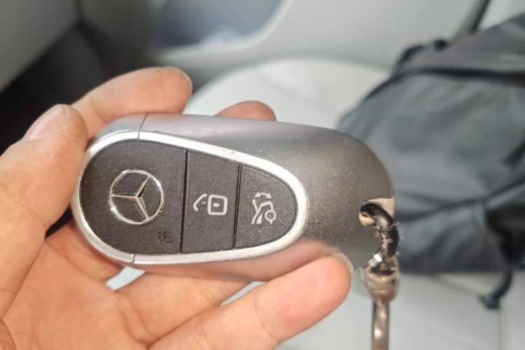 Used Mercedes-Benz EQE SUV 2024 350 4MATIC Luxury Edition Vehicle Key