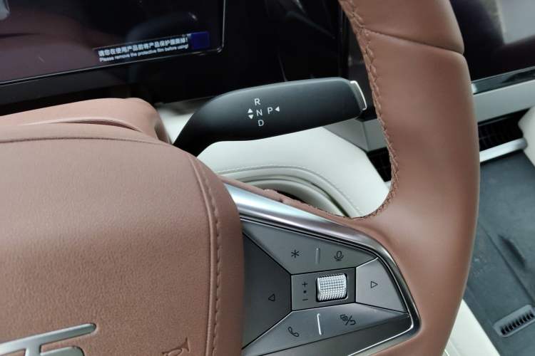 Used BYD Xia 2025 DM-i 1.5T 180km Beyond Edition Gear Lever