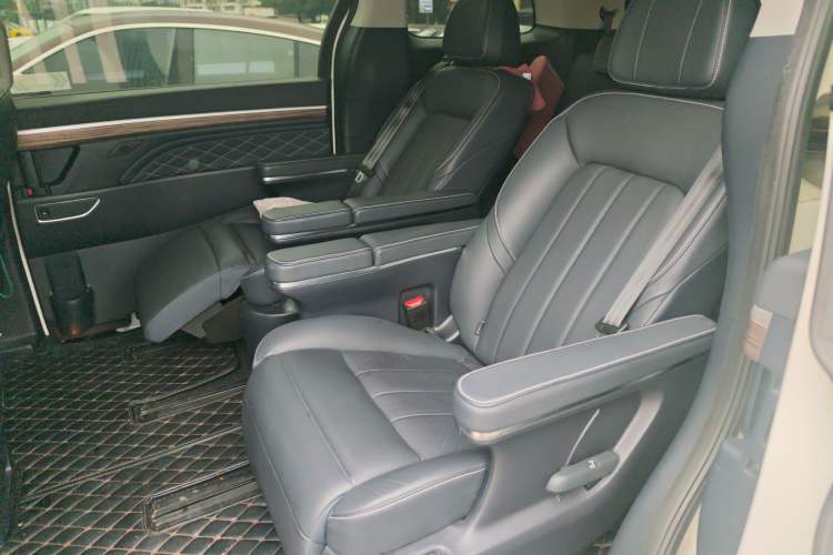 Used GAC Trumpchi M8 2020 Flagship Model 390T Supreme Edition Left Rear Seat