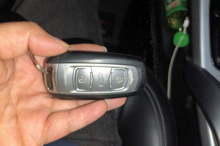 Used Geely Auto Emgrand X7 Sport 2016 1.8TD Automatic Smart Connectivity Version
