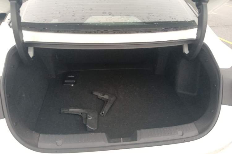 Used CHANGAN NEVO A05 2025 Truly Delicious Edition 145 Beyond-Grade Version Trunk