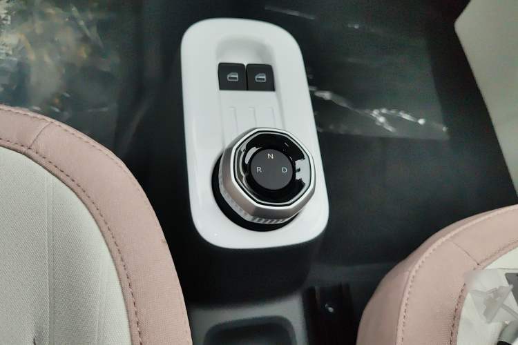 Used Geely Galaxy Panda 2025 210 km – Yuanqi Bear
