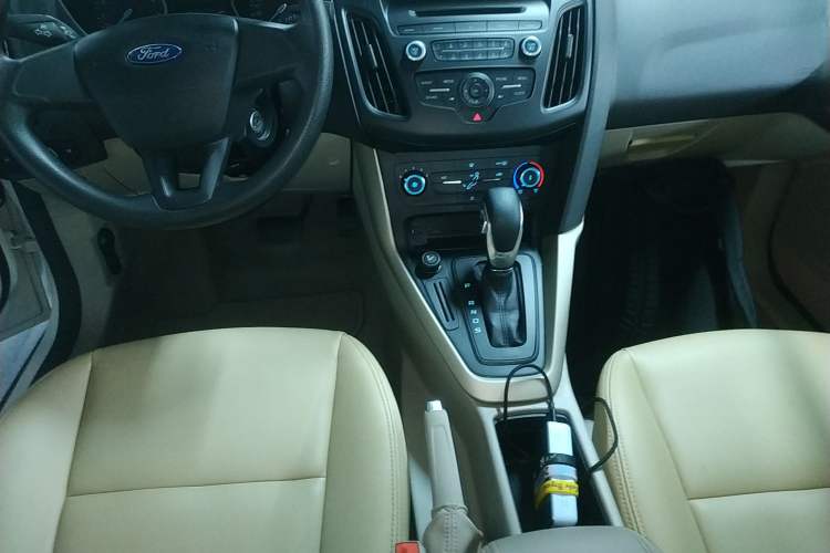 Used Ford Focus 2015 Sedan 1.6L Automatic Comfort Model
