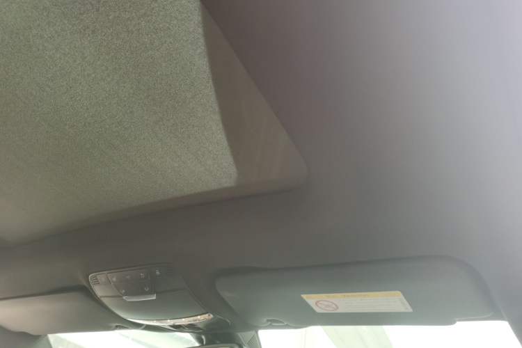 Used Mercedes-Benz C-Class 2017 Facelift C 200 Coupe
