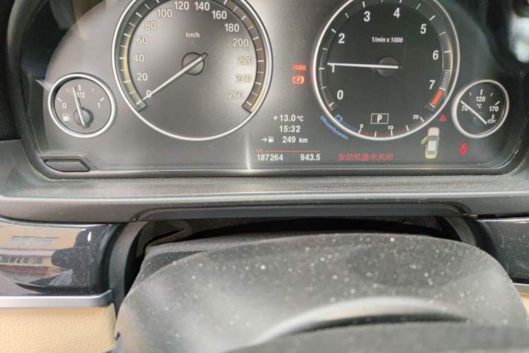 Used BMW 5 Series 2012 520Li Elegant Edition Odometer Close Up