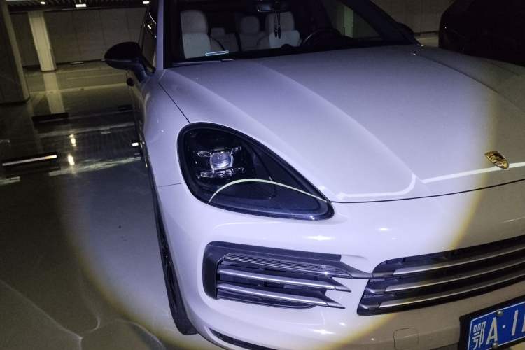 Used Porsche Cayenne 2018 Cayenne 3.0T Right Front Headlight