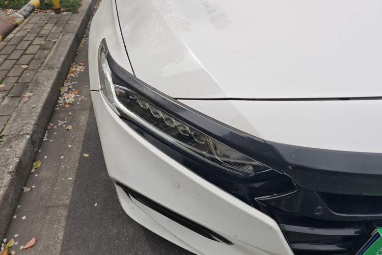 Used Honda Accord 2018 260TURBO Luxury Edition China VI Right Front Headlight