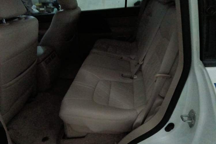 Used Toyota Land Cruiser 
