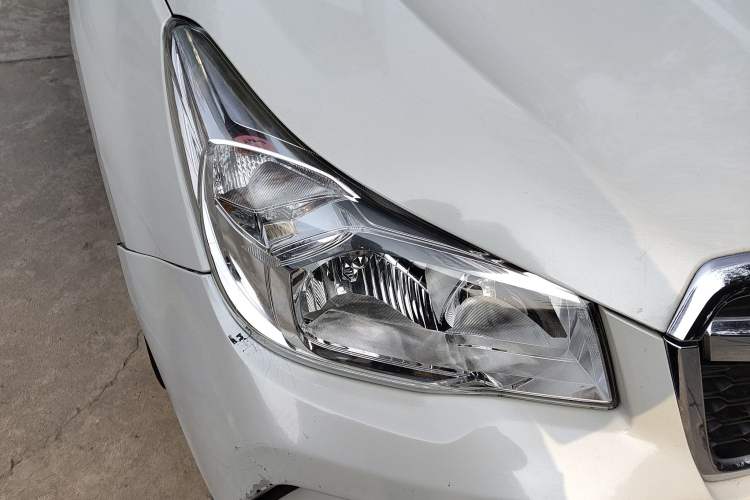 Used Subaru Forester 2015 2.0i Special Edition Commemorative Model Right Front Headlight