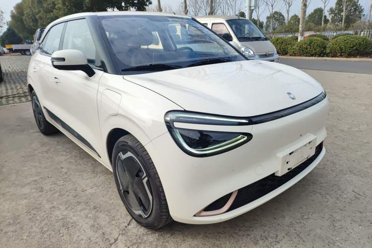 Used Dongfeng NAMMI 01 2024 New Edition 330 Plus Smart+