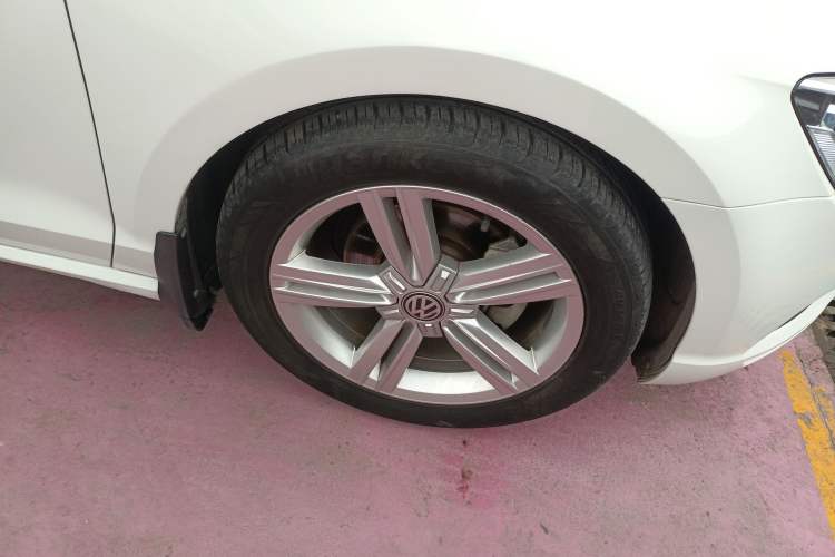 Used Volkswagen Lamando 2018 280TSI DSG Comfort Edition
