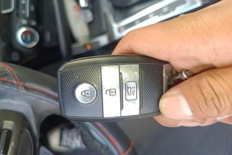 Used Kia K5 2014 2.0L Automatic LUXURY