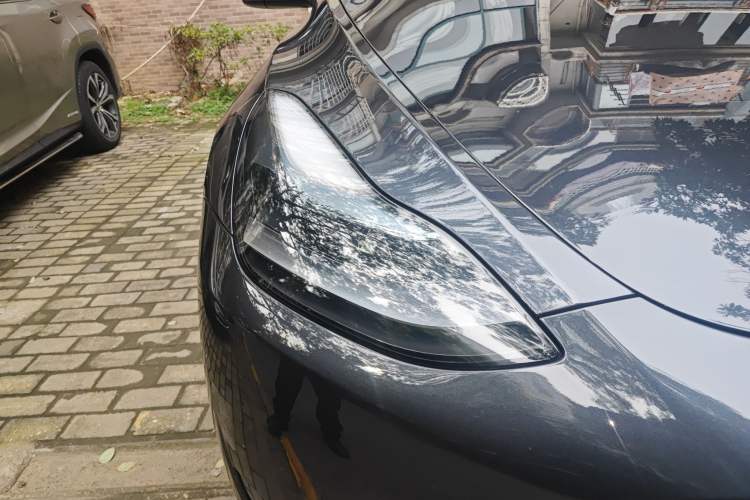 Used Tesla Model Y 2024 Rear-Wheel-Drive Version
