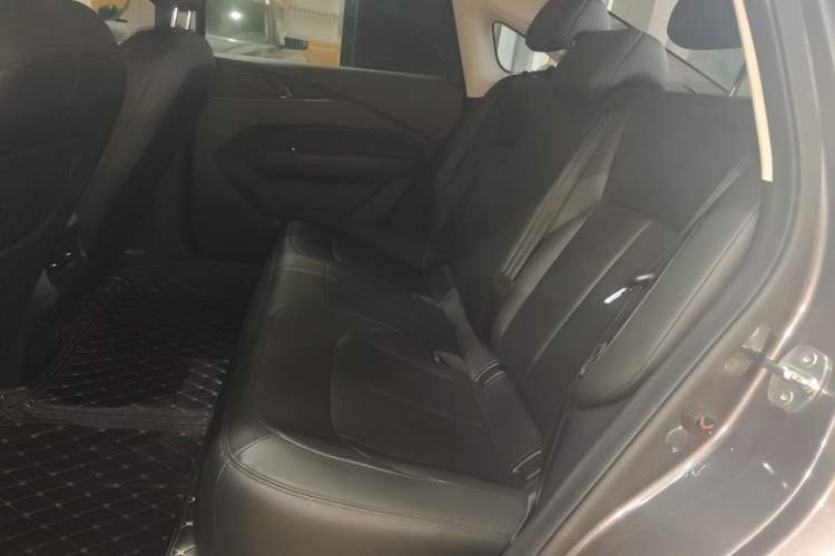 Used Wuling Xingguang 2023 150 Advanced Edition Left Rear Seat