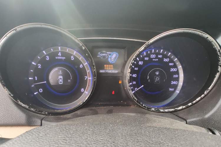 Used Hyundai Sonata 2011 2.0L Automatic Luxury Edition Instrument Cluster
