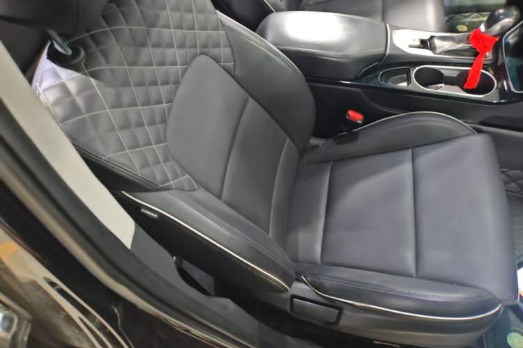 Used Hyundai Tucson 2020 280TGDi Two-Wheel-Drive GLS Fashion Edition China VI Standard Right Front Seat