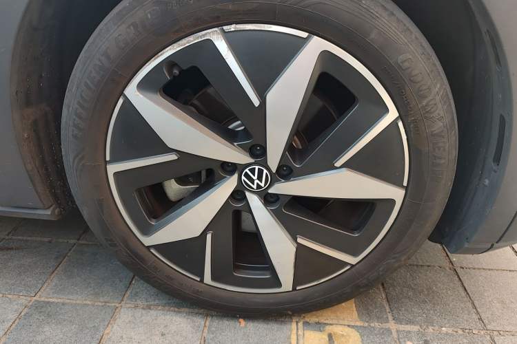 Used Volkswagen ID.4 CROZZ 2022 Long-Range Lite PRO Edition
