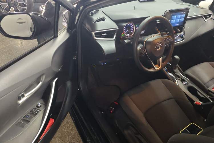 Used Toyota Levin 2021 Dual-Engine 1.8H E-CVT Luxury Edition
