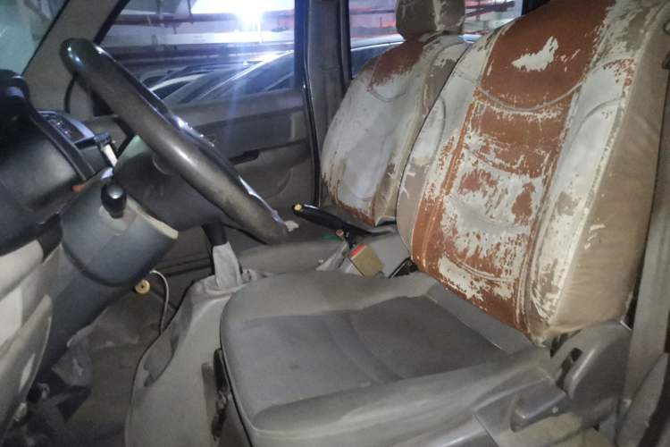 Used CHANGAN KAICHENG Star 7 2014 1.4L Elite Version E14V Left Front Seat