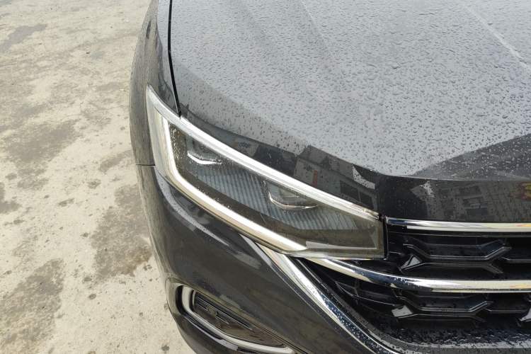 Used Volkswagen Tayron 2025 Facelifted Model, Popular Version, 300TSI Right Front Headlight