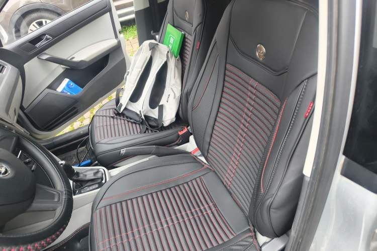 Used Skoda Rapid 2015 1.6L Automatic Smart Selection Model