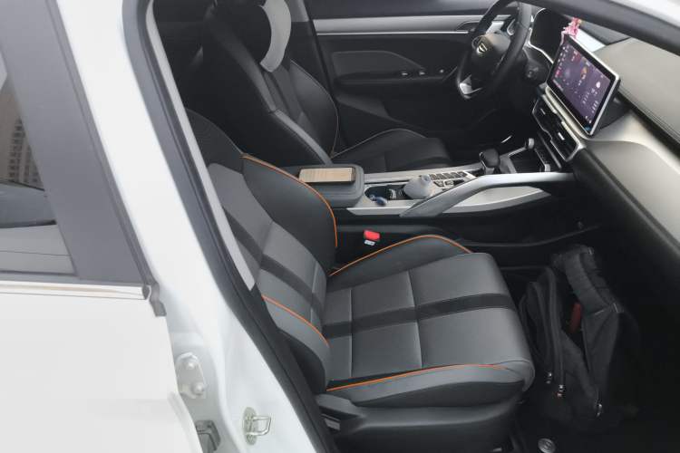 Used Geely Auto Coolray 2023 1.5T DCT Platinum Edition
