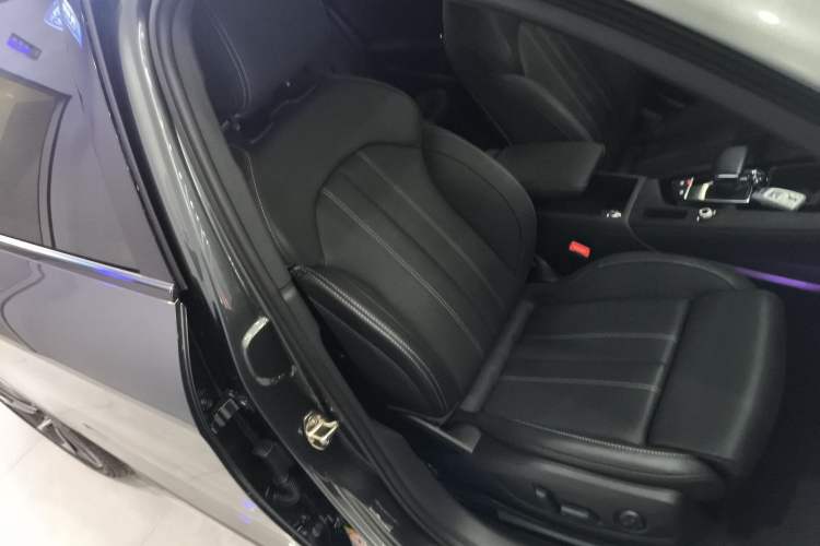 Used Audi A4L 2023 40 TFSI Luxury Dynamic Model