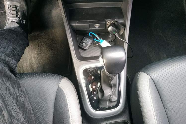 Used Kia kx1 Stonic 2021 1.4L Automatic Fun & Sport Edition
