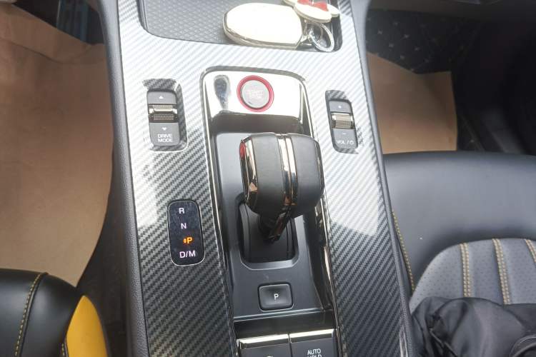 Used GAC Trumpchi EMPOW 2021 270T DCT J15 Version Gear Lever