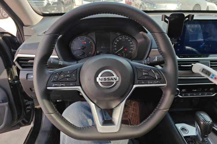 Used Nissan Teana 2021 2.0L XL Comfort Edition Steering Wheel