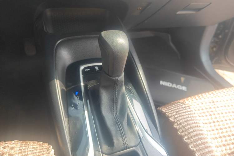 Used Toyota Levin 2019 185T CVT Luxury Edition China VI Standard
