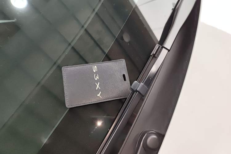 Used Tesla Model Y 2022 Rear-Wheel-Drive Version