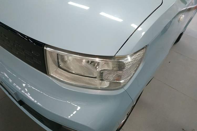 Used Wuling Hongguang MINIEV 2020 Freedom Version Lithium Iron Phosphate Left Front Headlight