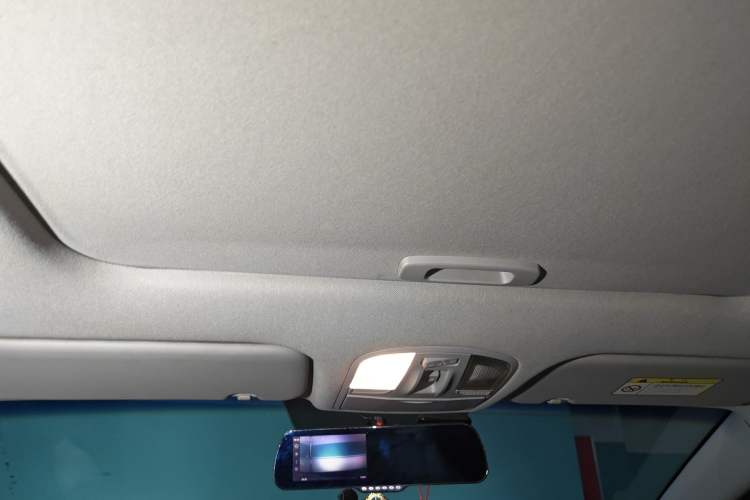 Used Hyundai Elantra (6th Generation / Lingdong) 2016 1.6L Automatic ZhiXuan – Elite Version
