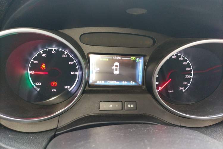 Used BYD Yuan New Energy 2018 EV360 Smart Connect Cool Edition
