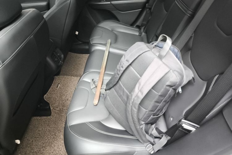 Used Jeep Cherokee 2016 2.0L Superior Edition Left Rear Seat