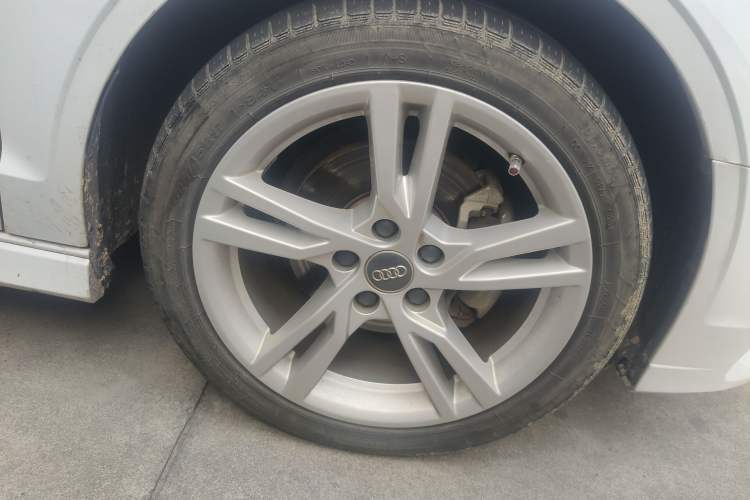 Used Audi A3 2019 Limousine 35 TFSI Fashion Edition China VI Emission Standard