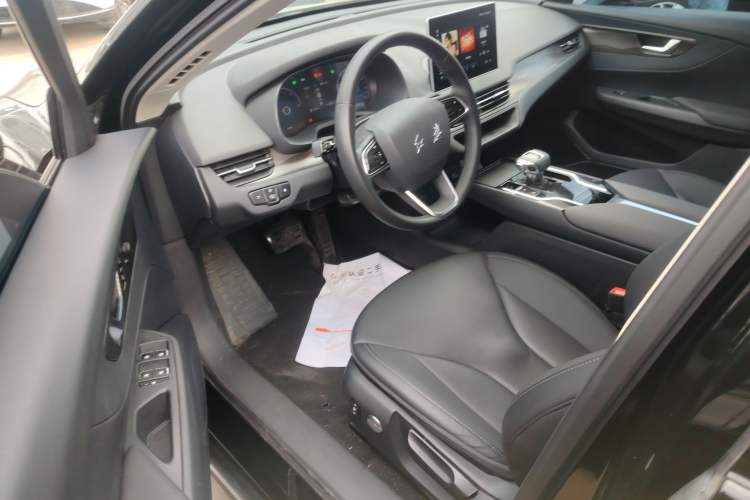 Used Hongqi E-QM5 2023 Revised Version Basic Travel Edition
