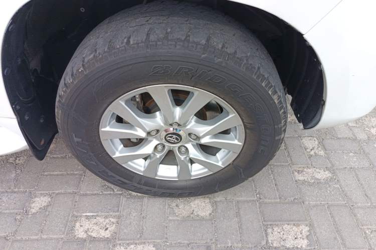 Used Toyota Land Cruiser 
