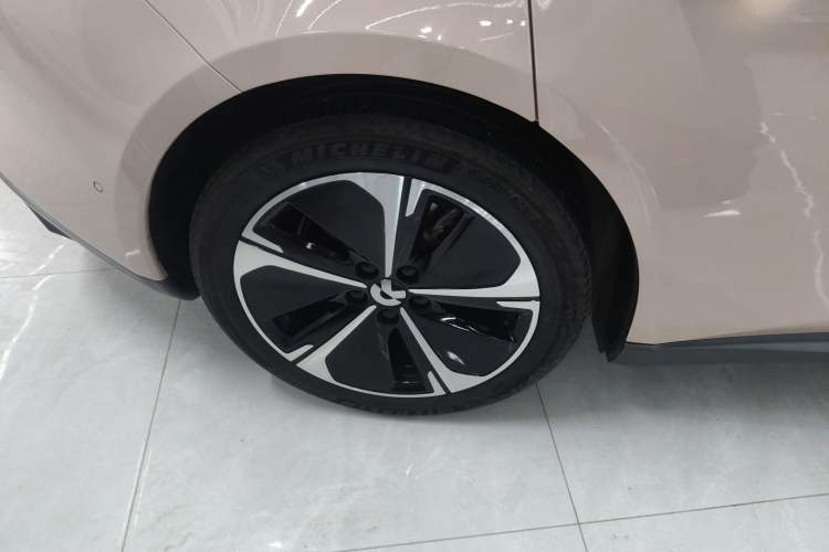 Used Nio ET5T 2024 75kWh Touring