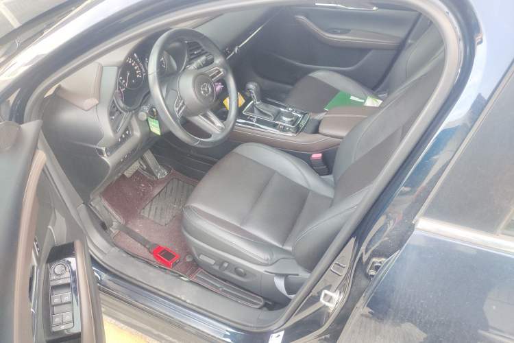 Used Mazda CX-30 2021 2.0L Automatic Joyful Edition
