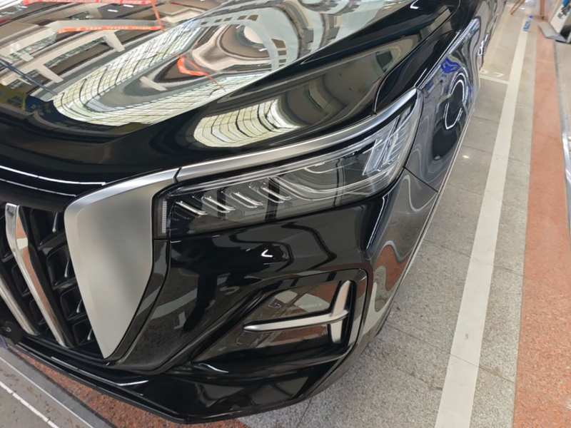 Used Hongqi HS5 2023 2.0T Qixiang Pro Edition — 23