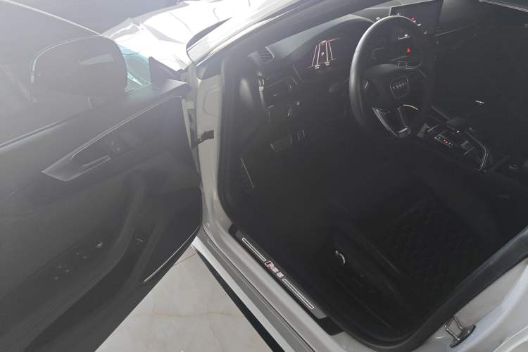 Used Audi RS 5 2021 RS 5 2.9T Sportback Dark Gold Edition