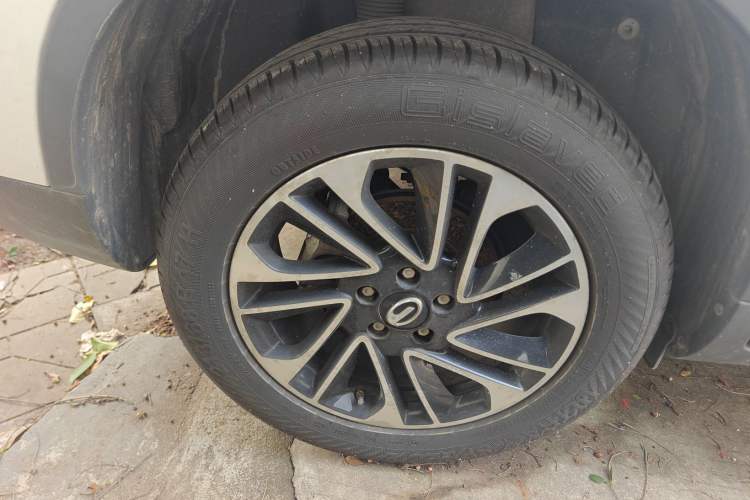 Used GAC Trumpchi GS4 2017 235T Automatic Two-Wheel Drive Elite Edition Exterior 5