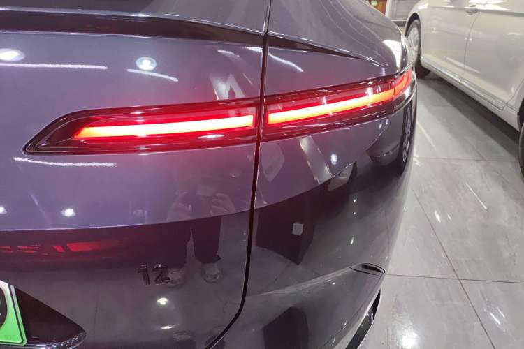 Used Avatr 12 2025 Max All-Electric Version Exterior 3