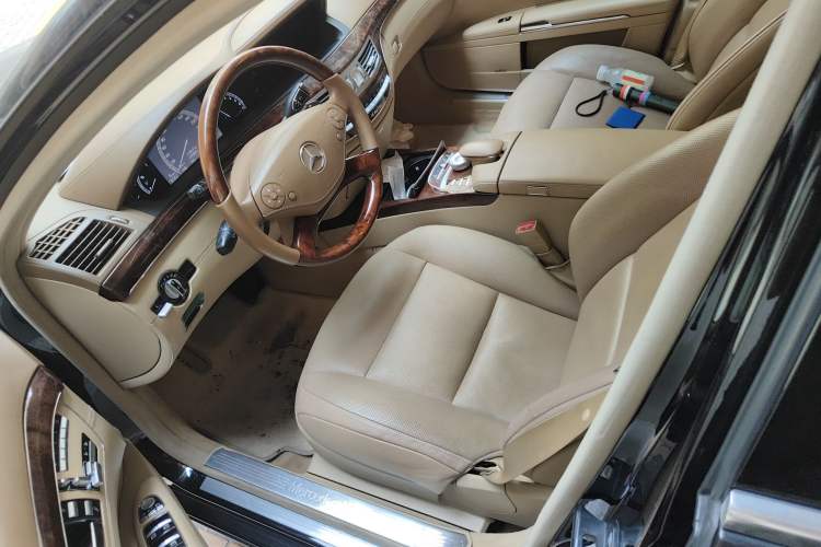 Used Mercedes-Benz S-Class 2011 S 500 L CGI 4MATIC