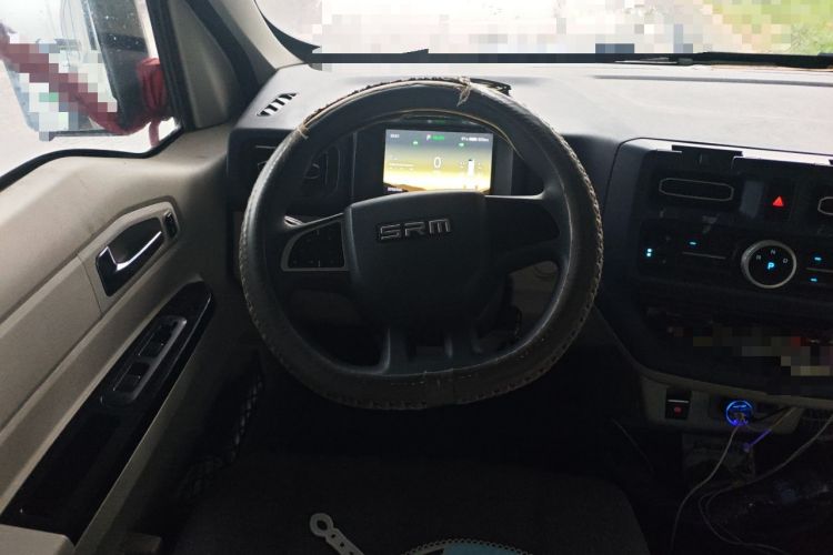 Used SRM New Energy E3 2025 Fudi 310KM Practical Passenger Vehicle