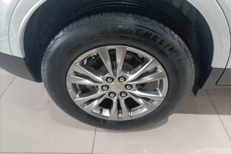 Used Cadillac XT5 2022 2.0T Two-Wheel Drive Luxury Version
